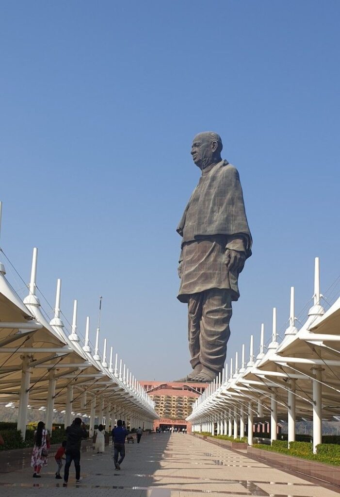 about statue of unity WORLD TALLEST STATUE STATUE OF UNITY SARDAR VALLABHBHAI PATEL STATUE IMAGE NARMADA GUJARAT INDIA