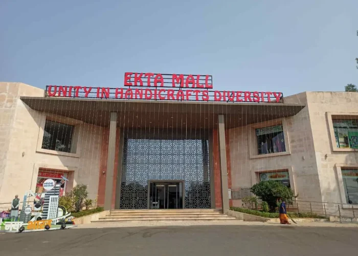 ekta mall, ekta nagar Places to Visit Near Statue of Unity